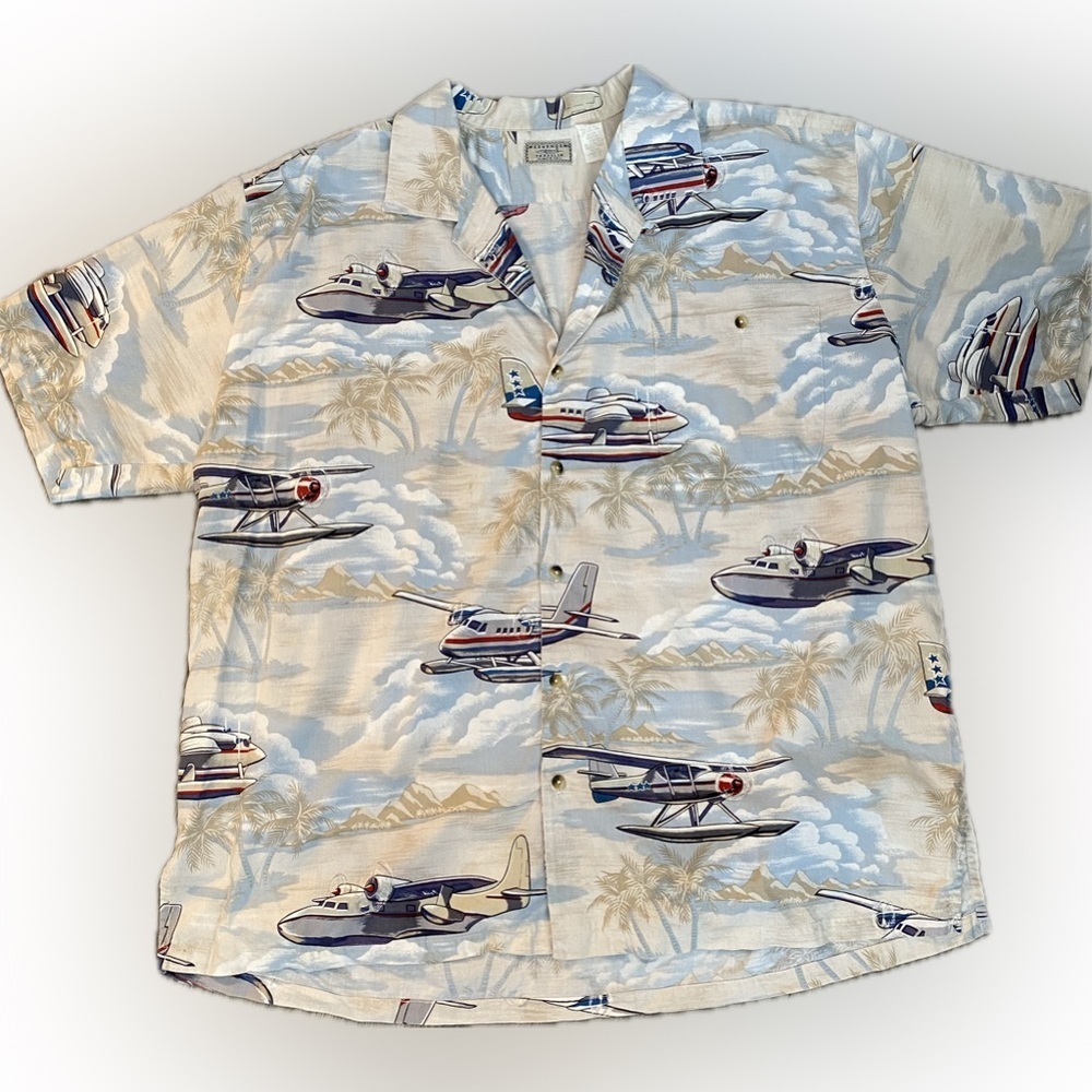 Weekender Traveler Early Flight Hawaiian Button up Shirt